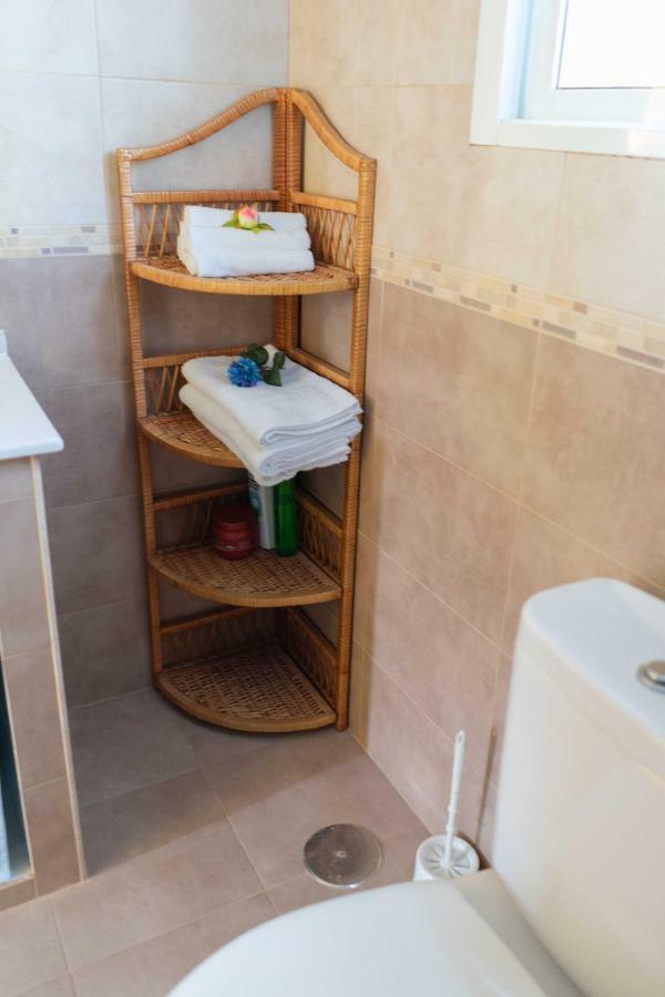 Casa Con Piscina De Agua Salada Villa Pepucho 2 อัลโมโดวาร์ เดล ริโอ ภายนอก รูปภาพ